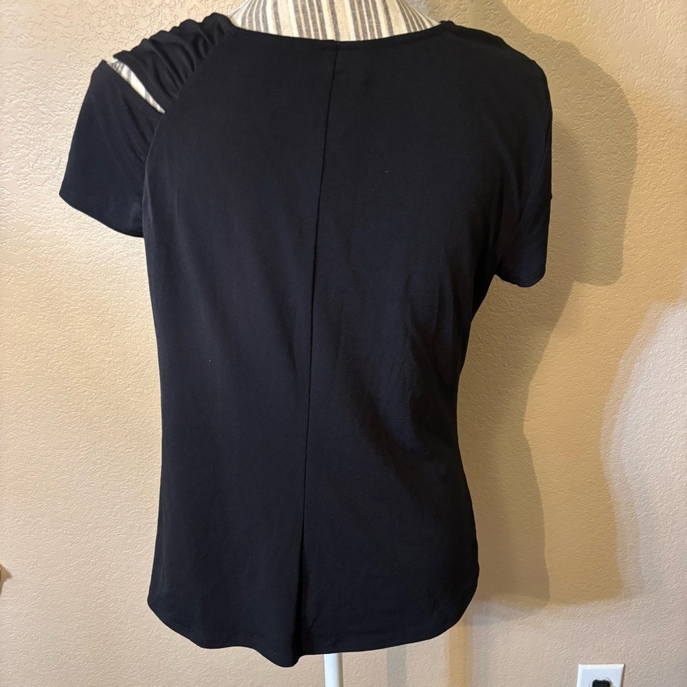 BOLD elements Top Large Black Draped Short Sleeve… - image 6